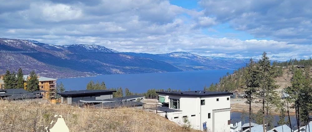 houses to buy in kelowna